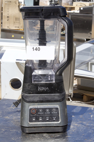 Ninja Blender, 9cups/72oz. In Working Order.