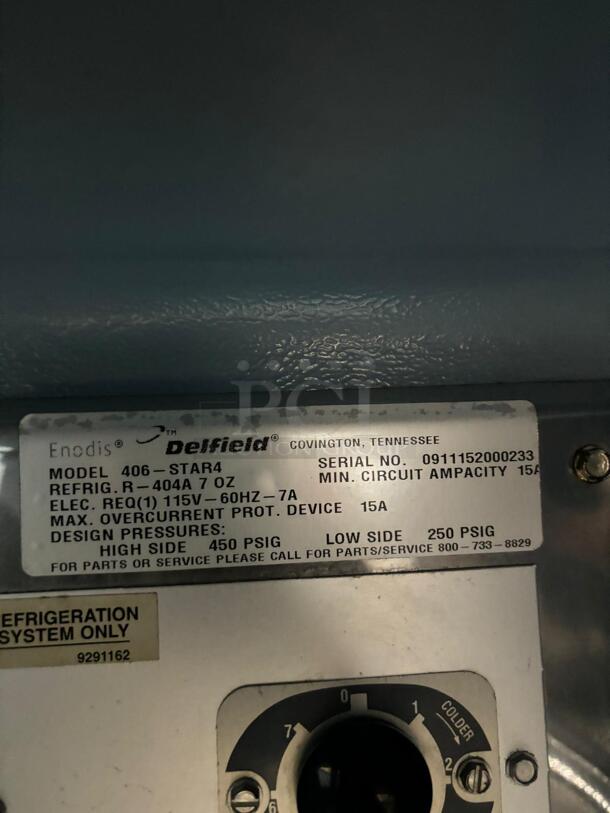 DELFIELD 406P-STAR4 UNDERCOUNTER REFRIGERATOR COOLER WITH REMOVABLE RACK
 - Image 4 of 6