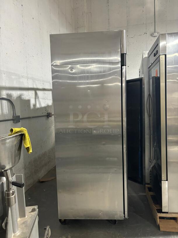 Turbo Air - M3R72-3-N, Commercial 77" Reach-in Refrigerator M3 series Stainless Steel 65.8 cu.ft
 - Image 5 of 6