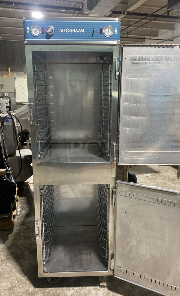Alto-Shaam 1000-UP Halo Heat® 16-Pan Holding Cabinet, 120V
 - Image 2 of 7