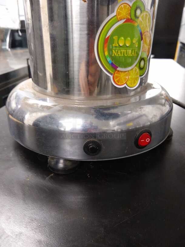 Prepline JUICEFASTER1000 Commercial 1/2 HP Electric Juice Extractor
 - Image 7 of 10