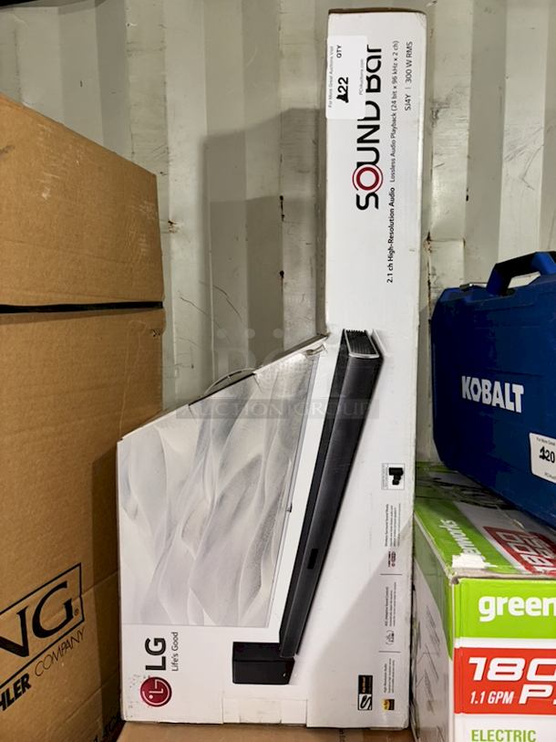 LG SJ4Y Sound Bar - 2.1 ch High-Resolution Audio Lossless Audio Playback (24 bit x 96 kHz x 2 ch), 300 W RMS - Image 1 of 1