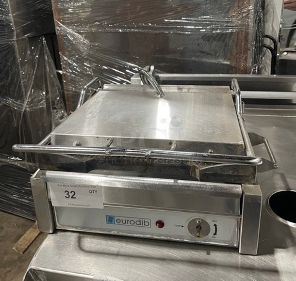Eurodib Commercial Countertop Panini/Sandwich Press! With Ribbed Press! All Stainless Steel! 120V! Model: SFE02345-120! - Image 1 of 8