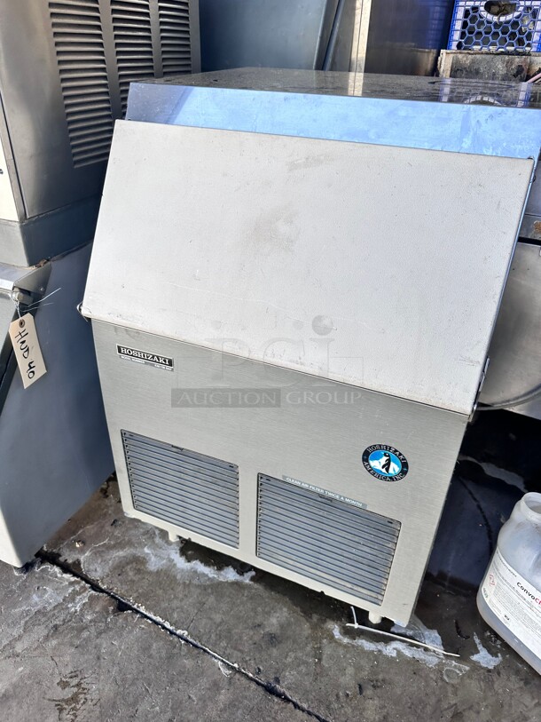 Working Hoshizaki KM-150BAF Under counter  Ice Maker 150lb Cube Ice Machine 115V - Image 2 of 7