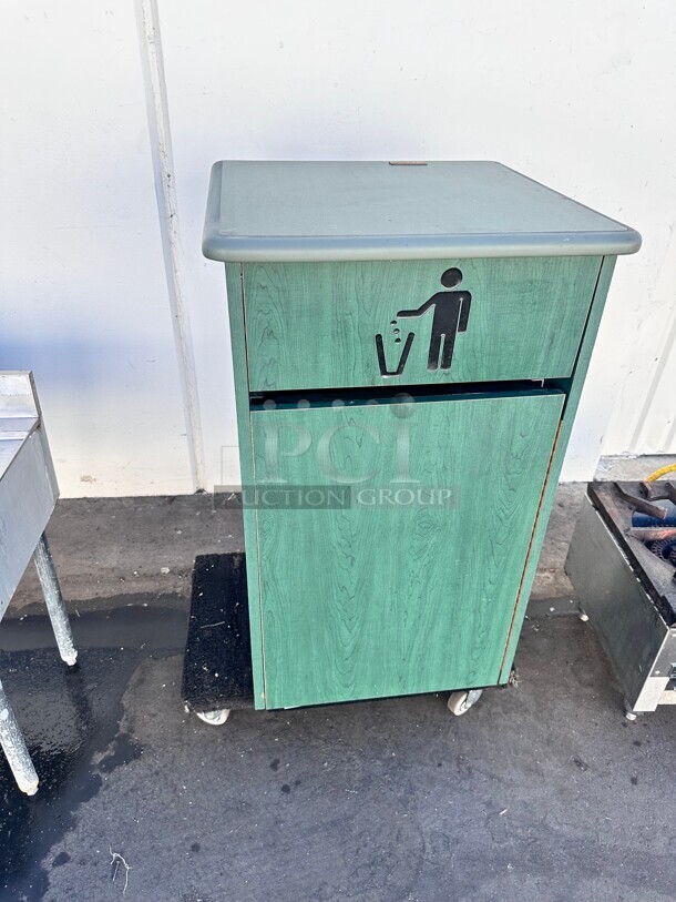 Commercial Trash Receptacle 25x25x44 - Image 6 of 9