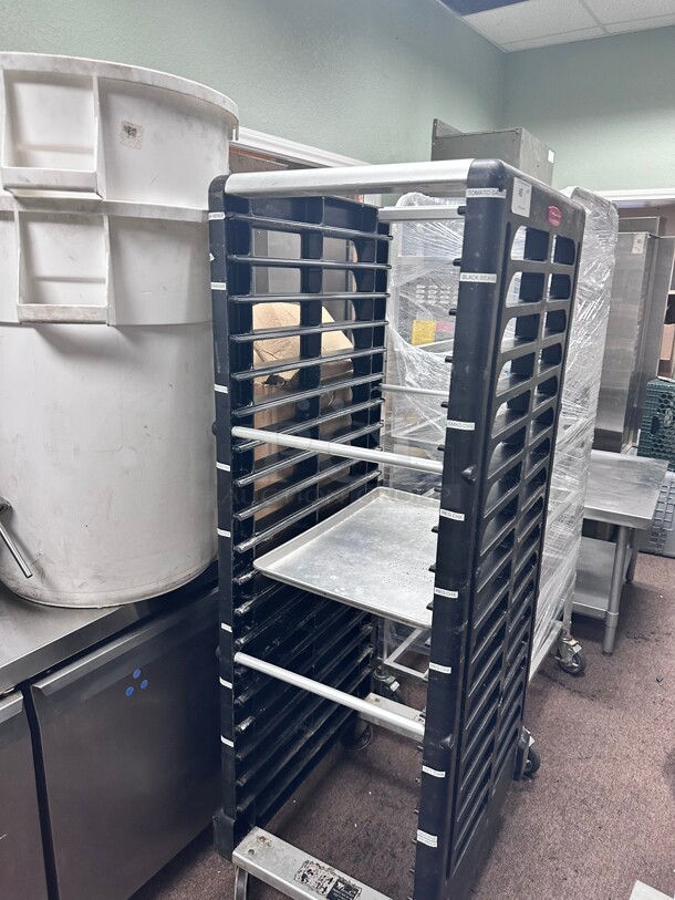 Clean! Rubbermaid FG332000BLA ProServe 18 Pan End Load Max System Black Bun / Sheet Pan Rack NSF - Image 2 of 5