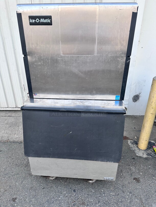 Certified Working! Ice-O-Matic ICE1006HA - 30 inch Ice Machine Cuber Head With Ice Bin - Air Cooled, 1000  lbs. Production Per Day 220 Volt 1 Phase NSF - Image 9 of 9
