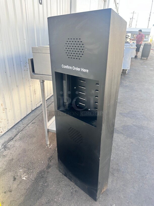 Drive-Thru CE Speaker Post - Black
Speakers/Mics No Electronic - Image 3 of 8