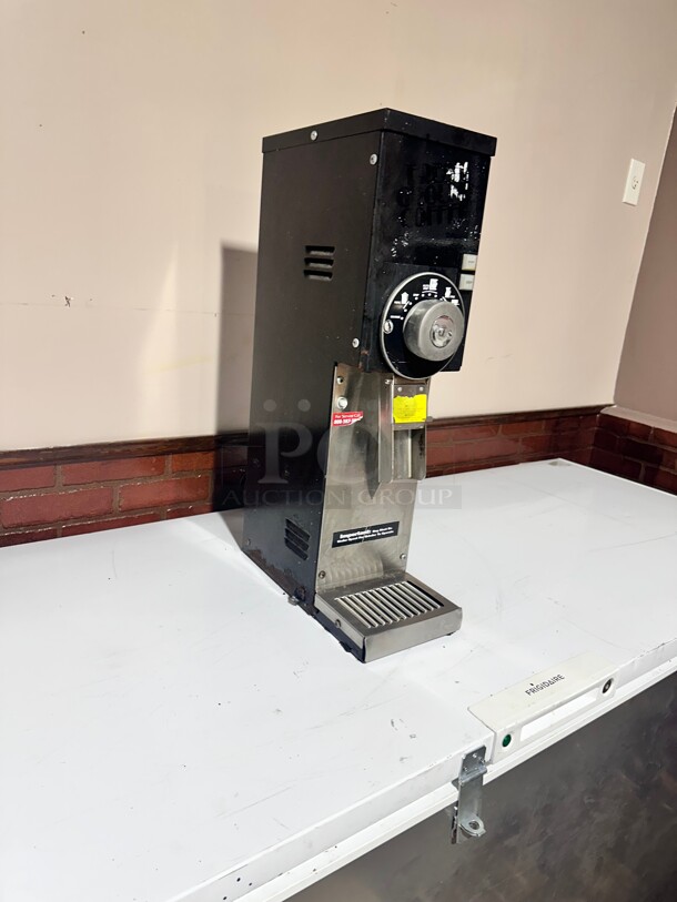 Late Model Grindmaster 875S/BLACK 3 lb. Coffee Grinder | Black 115 Volt Working - Image 4 of 9