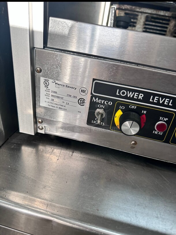 New Merco Savory 2TSW-2624 38 Inch Pass Through Countertop Warmer Merchandiser 120 Volt Tested and Working - Image 2 of 6