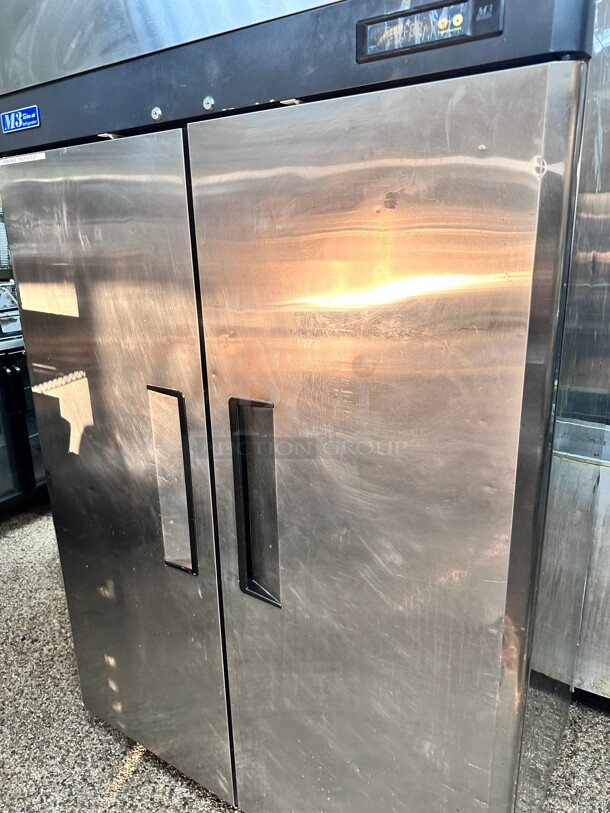 Turbo Air M3R47-2 M3 Series 52 inch Solid Door Stainless Steel Reach-In Refrigerator 115 Volt - Image 4 of 7