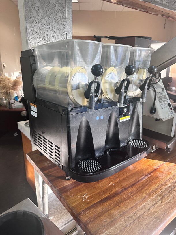 Certified Working CBS3, Triple 3 Gallon Liquid Autofill Frozen Slushy & Granita Beverage Machine 115 Volt NSF  - Image 1 of 7