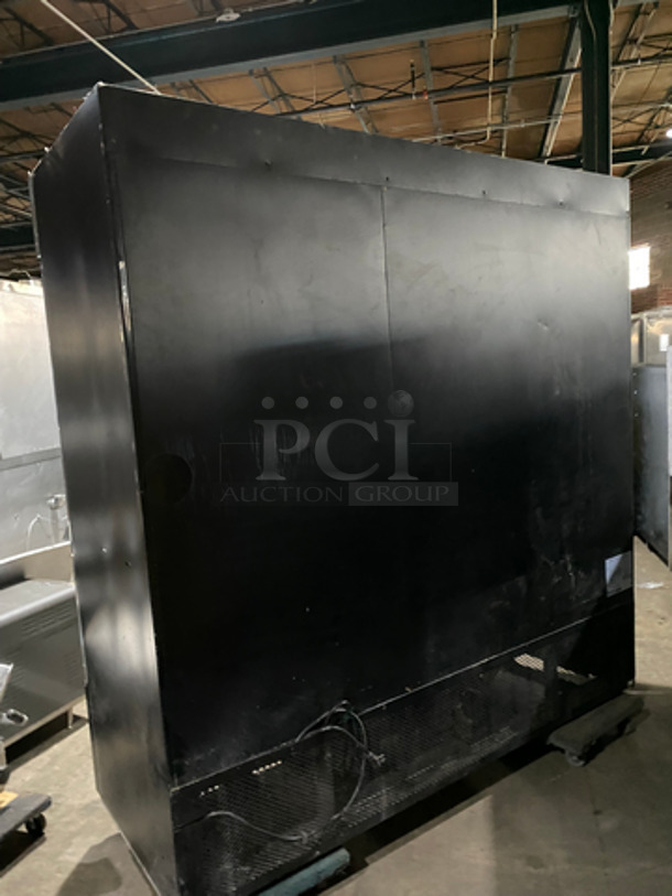 Spartan Commercial 3 Door Reach In Cooler Merchandiser! With View Through Doors! With Poly Coated Racks! Model: SGM-72RS 115V 60HZ - Image 4 of 8