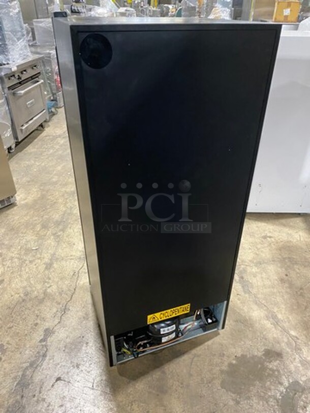 NEW! OUT OF THE BOX! SCRATCH-N-DENT! Whynter Single Door Wine Bottle Cooler/Chiller! With View Through Door! With Racks! 34 Wine Bottle Capacity! Model: FWC1201BB 115V - Image 4 of 9