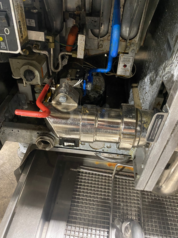 Pitco Frialator Commercial Natural Gas Powered 2 Bay Deep Fat Fryer With Dump Station! With Oil Filter System! All Stainless Steel! On Casters! Model: SSH55 SN: G10HB033045 - Image 8 of 12