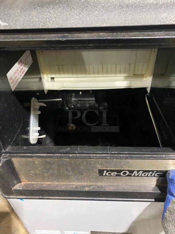 Ice-O-Matic Commercial Undercounter Slim Style Ice Maker Machine! All Stainless Steel! On Legs! Model: ICEU070 SN: Y7175462 115V - Image 5 of 11