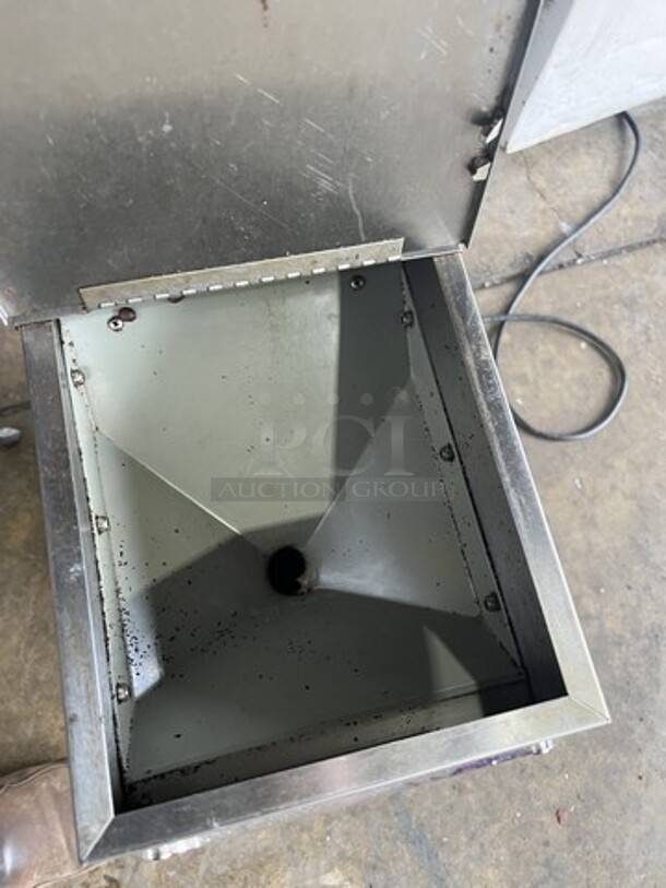 Bloomfield Counter Top Coffee Bean Grinder! 115V 1 Phase!  - Image 4 of 5