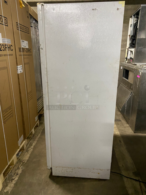 Kenmore Upright Single Door Reach In Refrigerator! With Poly Coated Racks And Shelves! NOT TESTED! Model: 253.28042807 SN: WB24658733 115V 60HZ - Image 3 of 8