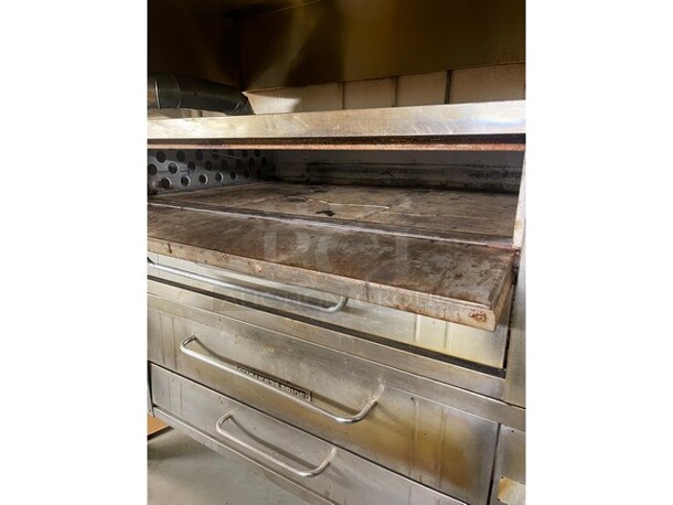WOW! BAKERS PRIDE Natural Gas Powered Double Deck Y600 6 Pie Pizza Baking Oven! With Stones! Model Y600! On Legs! 2 X Your Bid Makes One Unit! Working When Removed!  - Image 6 of 11
