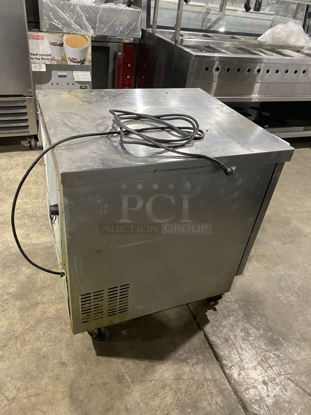 Everest ETBF1 Stainless Steel Commercial Single Door Undercounter Freezer on Commercial Casters. 115 Volts, 1 Phase. 28x32x34. Tested and Working! - Image 3 of 6