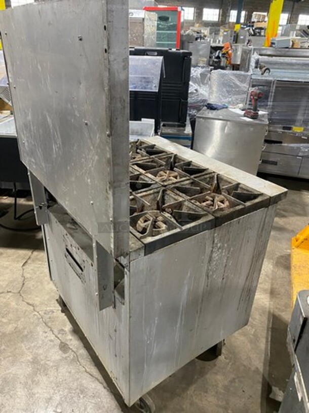 CPG Commercial Natural Gas Powered 6 Burner Stove! With Raised Back Splash! With Oven Underneath! All Stainless Steel! On Casters! Model: S36N SN: 091636N033 - Image 4 of 10