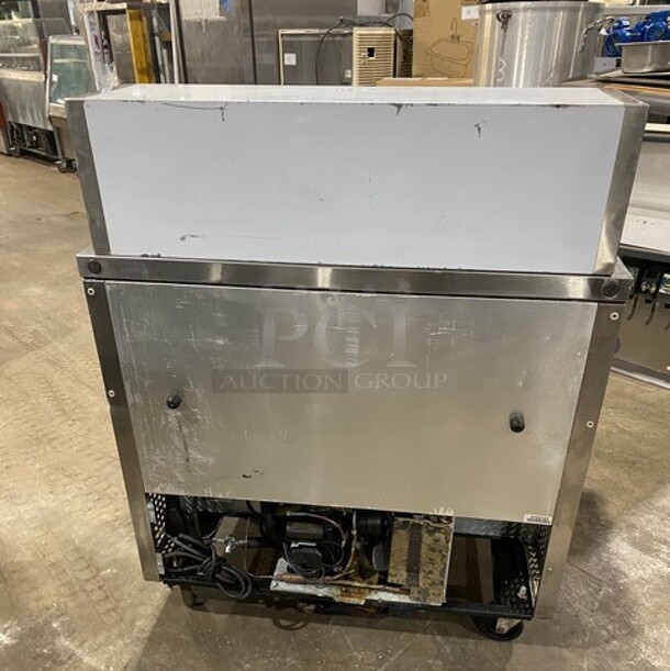 True Commercial Mega Top Refrigerated Sandwich Prep Table! With 2 Door Storage Space Underneath! All Stainless Steel! On Casters! Model: TSSU3608 SN: 5102103 115V 60HZ 1 Phase - Image 3 of 9