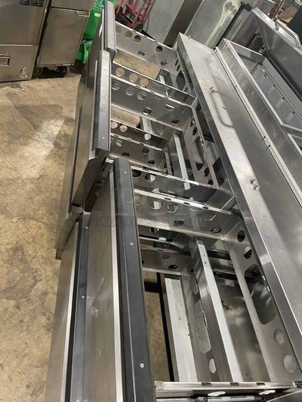 Nice All Stainless Steel SilverKing Pizza Prep table ! 115V 60HZ Model: SKPZ9201 Serial: SBCM145050B - Image 6 of 9