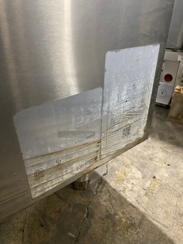 Nice! LATE MODEL! Sierra Commercial Natural Gas Powered 4 Burner Stove! With Raised Back Splash And Salamander Shelf! With Oven Underneath! All Stainless Steel! On Legs! - Image 10 of 11