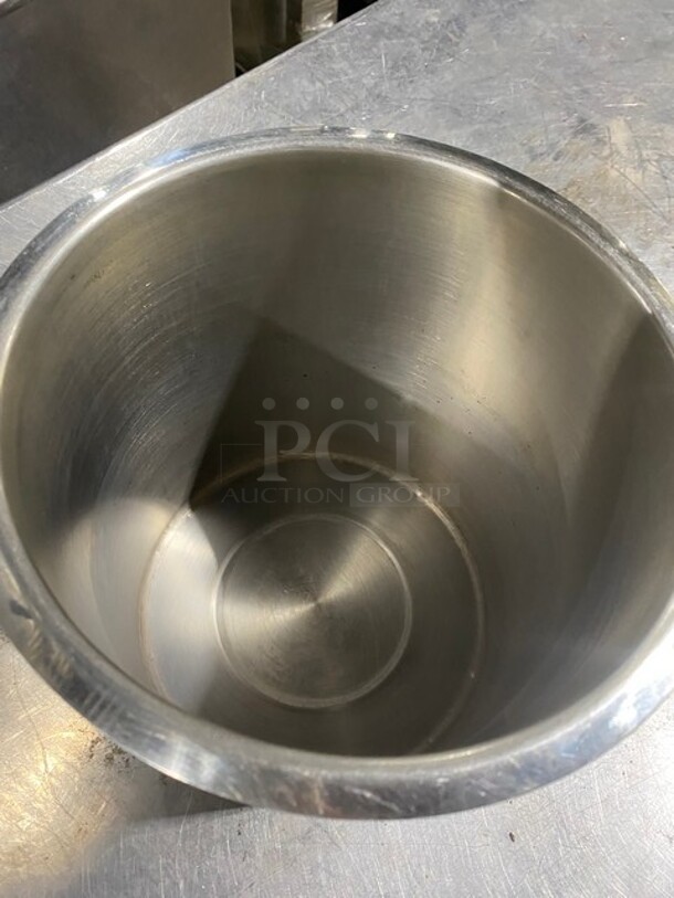 Stainless Steel Steam Table/ Prep Table Soup Pan! With Slotted Lid! - Image 3 of 4