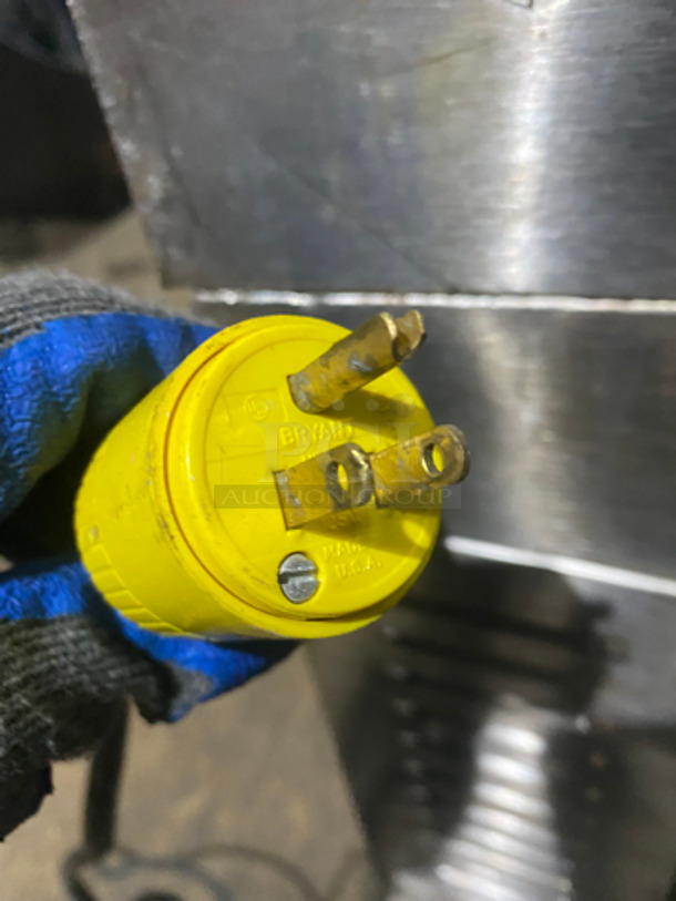 Acme Commercial Countertop Dough Sheeter! All Stainless Steel! - Image 8 of 8