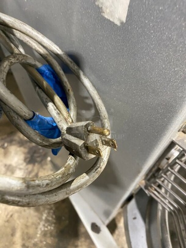 NICE! Univex Commercial 30 Quart Planetary Mixer! With Mixing Bowl And Guard! With Paddle Attachment! Model: SRM30 SN: M08020154 115V 60HZ 1 Phase! Working When Removed! - Image 10 of 10