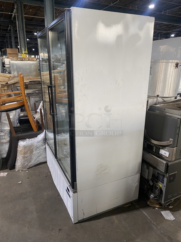 MASTER-BILT Metal Commercial 2 Door Reach In Freezer Merchandizer! MODEL:BLG-48HD SN:LV486729!  - Image 3 of 10