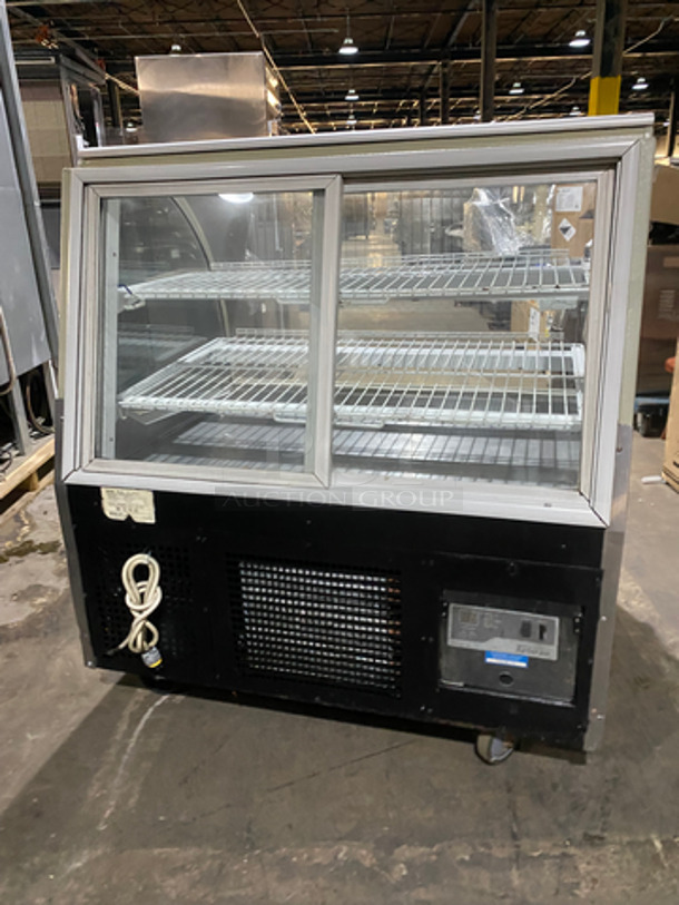 SWEET! Turbo Air Refrigerated Bakery Showcase! With Front Curved Glass And Glass Sliding Back Access Doors! With Poly Coated Racks! Electric! Model: TB4R SN: TB4REI021 115V 60HZ 1 Phase - Image 4 of 10