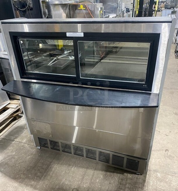 CSC Starbucks Style Commercial Self-Serve Merchandiser! Model SBBR-DG427S4 SN:2057667 120V 1PH! No Compressor! - Image 3 of 9