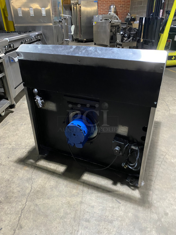 Nice! Jade Range Natural Gas Powered Plancha Flat Grill! With  Full Size Convection Oven Underneath! Metal Oven Racks! All Stainless Steel! - Image 3 of 10
