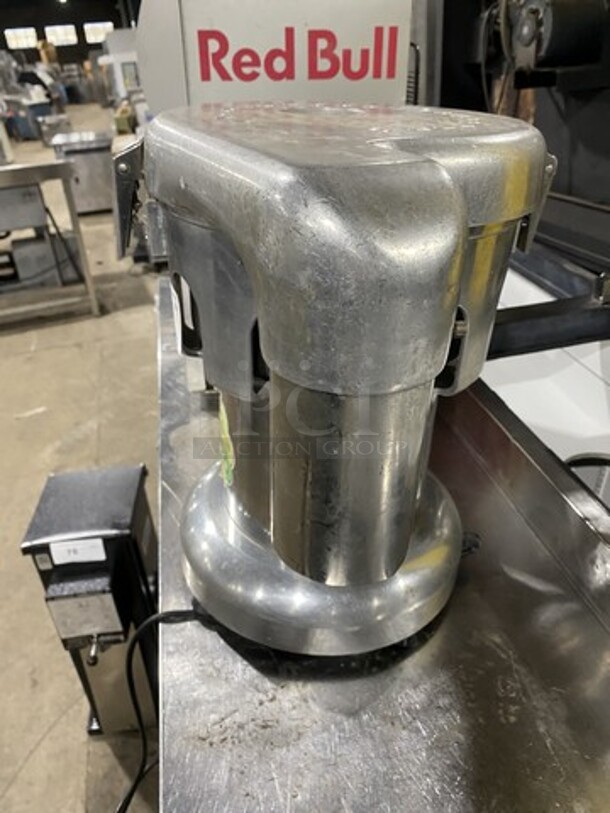 L & J ounter Top Juicer Machine! Model WFA2000! 110V 1Phase! - Image 3 of 9