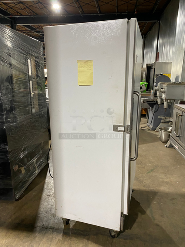 Artic Air Commercial Single Door Refrigerator! With Poly Coated Racks! On Casters! Model: R22CW10 SN: WA22400308 115V 60HZ 1 Phase - Image 4 of 9