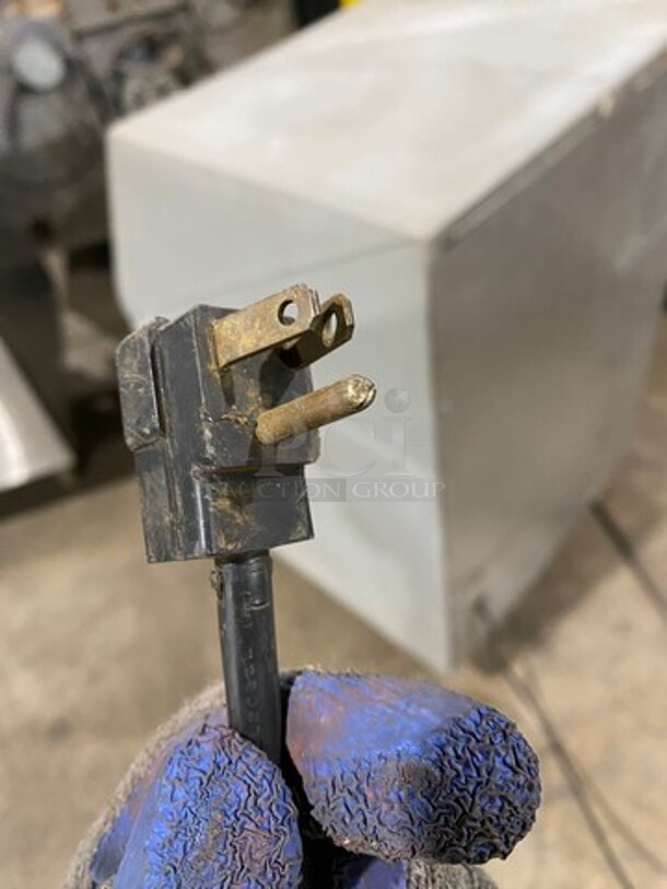 Scotsman Commercial Air Cooled Undercounter Ice Maker Machine! On Legs! 110V - Image 7 of 9