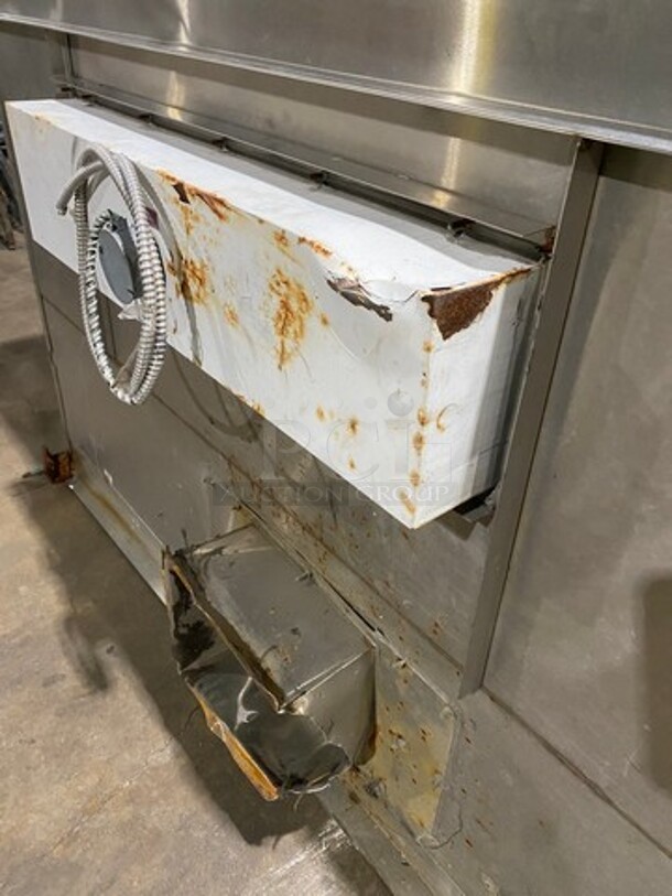 Avtec Commercial 6FT Exhaust Hood! All Stainless Steel! Model: AXWOA SN: 52877A - Image 8 of 12