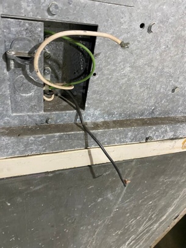 Manitowoc Commercial Ice Maker Machine! With Commercial Ice Bin! Stainless Steel! On Legs! Model: SY1074C SN: 040965819 115V 60HZ 1 Phase - Image 7 of 7