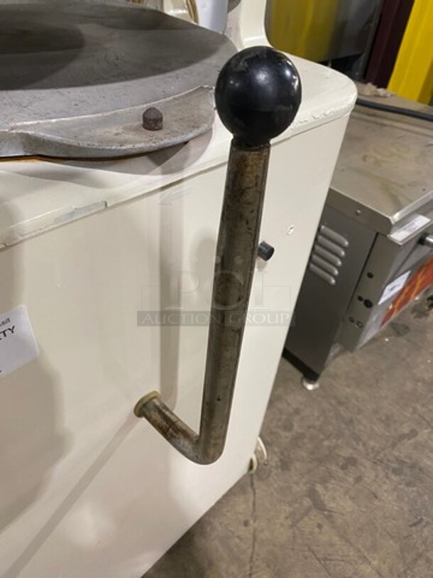 Jeremi Commercial Floor Style Heavy Duty Dough Divider! 220/380V - Image 8 of 10