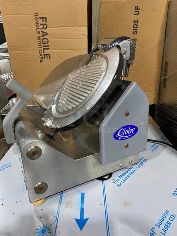 Globe Commercial Countertop Deli/ Meat Slicer! All Stainless Steel! Model: 3600P SN: 3606839 115V 60HZ 1 Phase - Image 3 of 9