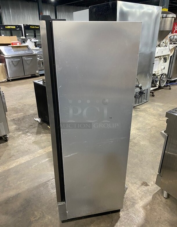True Single Door Commercial Refrigerator! All Stainless Steel! Model T12HC Serial 9932023! 115V 1Phase! - Image 2 of 8