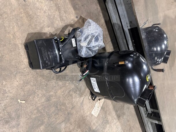 Karlos 200 UL Stainless Steel Commercial Grab N Go Open Case Merchandiser Display Unit! 230V 1PH! With Remote Compressor!  - Image 3 of 11