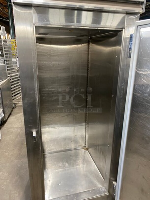 Victory Commercial Single Door Refrigerated Dough Retarder! Can Fit Roll In Rack! All Stainless Steel! On Legs! RACK NOT INCLUDED! Model: RS1DS7EW SN: B0381930 115V 60HZ 1 Phase - Image 5 of 9