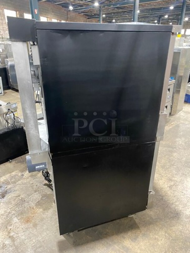 Sunfire Commercial Natural Gas Powered Double Deck Convection Oven! With View Through Doors! Metal Oven Racks! All Stainless Steel! 2x Your Bid Makes One Unit! Model: SDG1 - Image 3 of 11