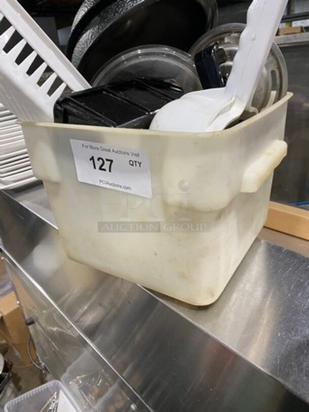 ALL ONE MONEY! MISCELLANEOUS! Includes Black Poly Bowls, Poly Baskets, And Much More! - Image 11 of 11