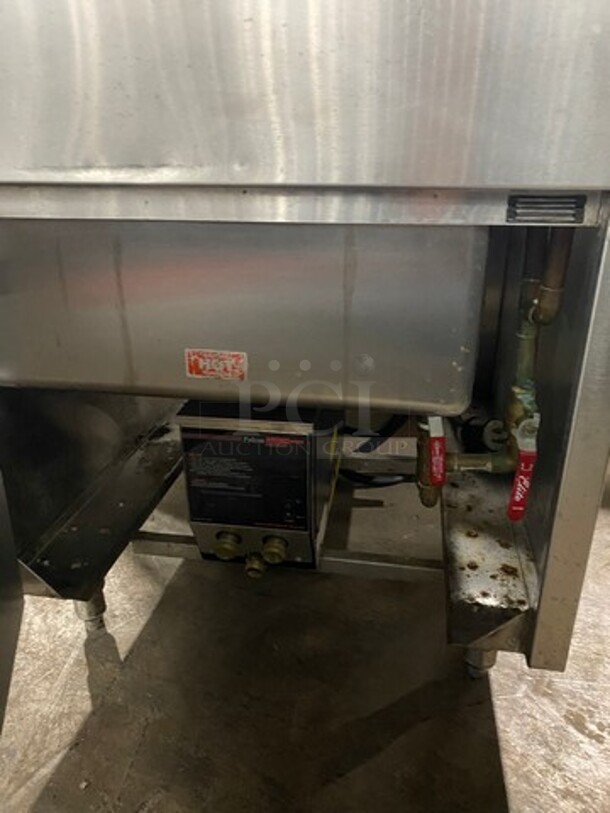 Elkay Commercial Pasta Cooker/ Rethermalizer! With Back Splash! All Stainless Steel! On Legs! WORKING WHEN REMOVED! Model: RTB14SL 208V 3 Phase - Image 6 of 12