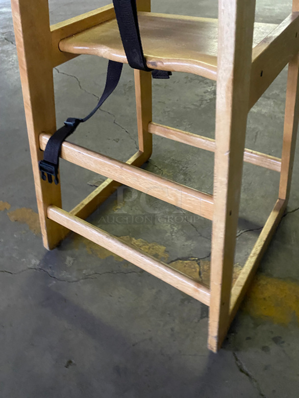 Wooden Highchair! With Child Safety Straps! - Image 6 of 6