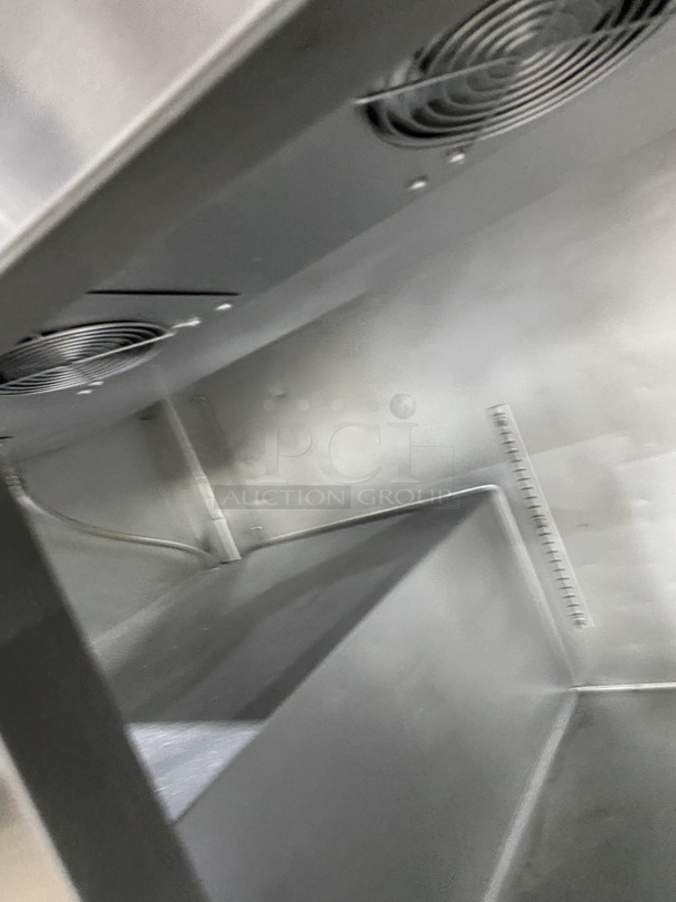 LEADER Commercial Refrigerated Pizza Prep Table! With 1 1/2 Door Storage Space Underneath! All Stainless Steel! On Casters! Model ESPT48 S/C Serial NP05C0836 115V/60Hz/1 Phase - Image 7 of 8